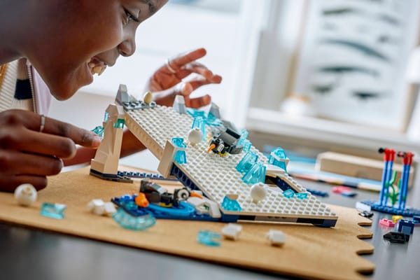Antarctic Animals Science Kit — 7