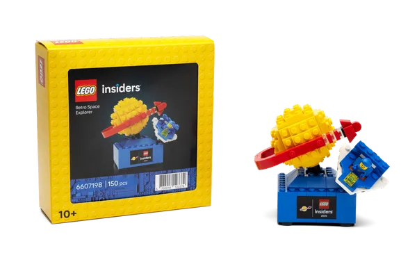 Retro Space Explorer — 1