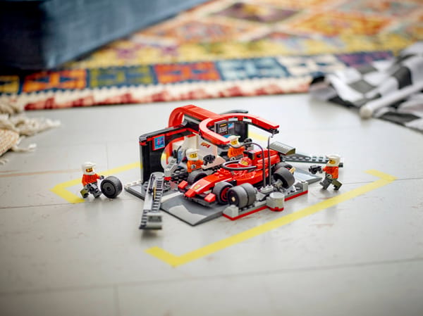 F1 Pit Stop & Pit Crew with Ferrari Car — 9