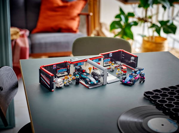 F1 Garage & Mercedes-AMG & Alpine Cars — 10