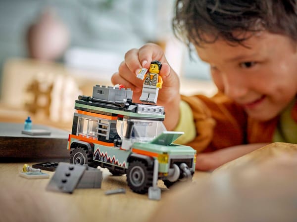 Off-Road 4x4 Mountain Truck — 8