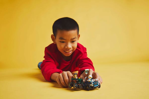 Airplane vs. Hospital Bed Race Car Pack — 5