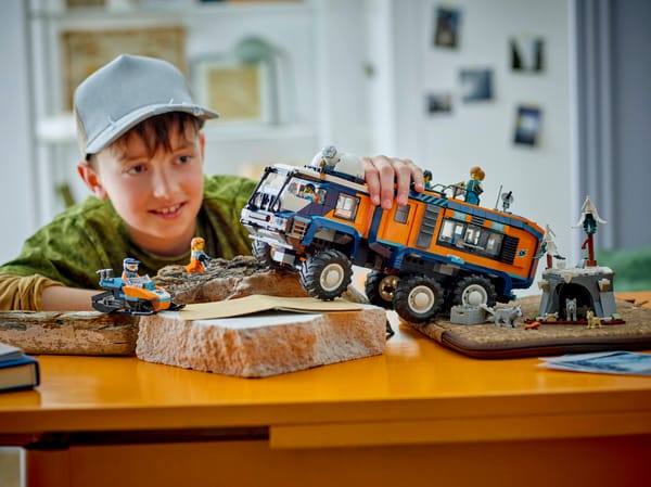 Arctic Explorer Science Lab Truck — 6