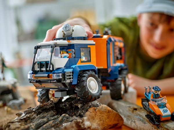 Arctic Explorer Science Lab Truck — 7