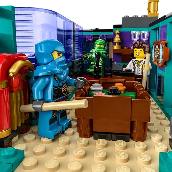 NINJAGO City Markets — 9