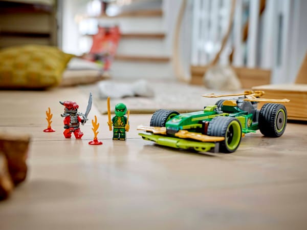 Lloyd's Pull-Back Race Car — 7