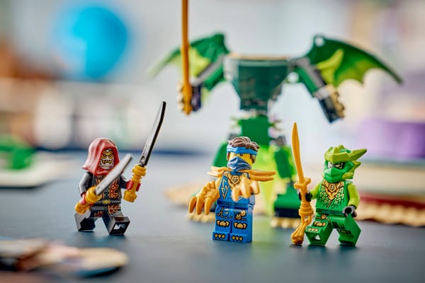 Lloyd's Dragon Mech Battle Pack — 6