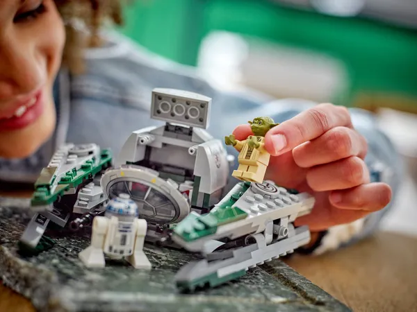 Yoda's Jedi Starfighter — 9