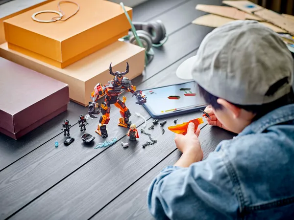 Thor vs. Surtur Construction Figure — 8