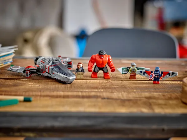 Captain America vs. Red Hulk Battle — 11
