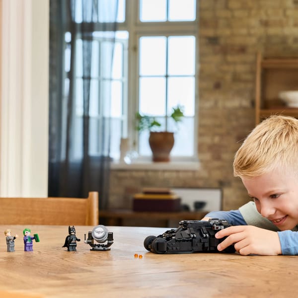 Batman Tumbler vs. Two-Face & The Joker — 6