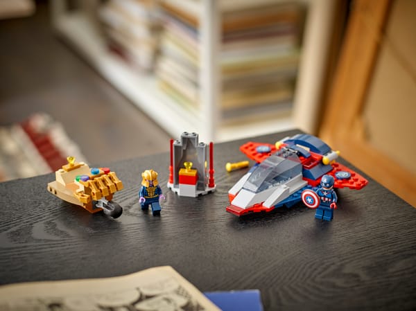 Captain America vs. Thanos — 8