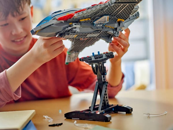 Avengers: Age of Ultron Quinjet — 12