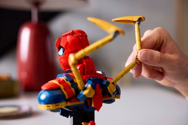 Iron Spider-Man Bust — 4