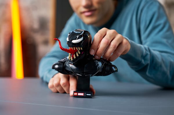 Venom Bust — 9