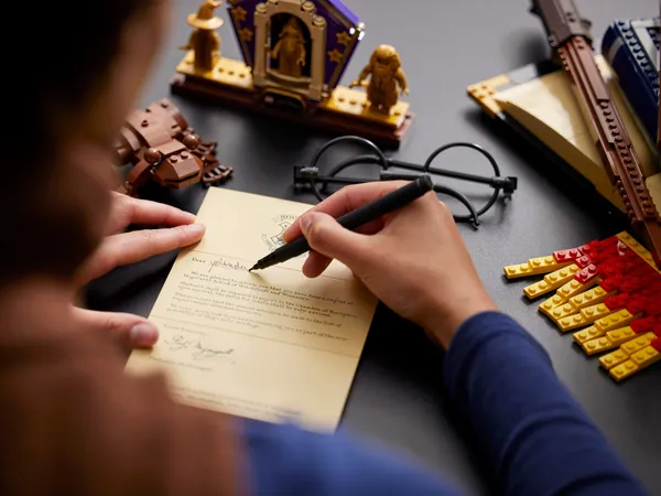 Hogwarts Icons Collectors' Edition — 13