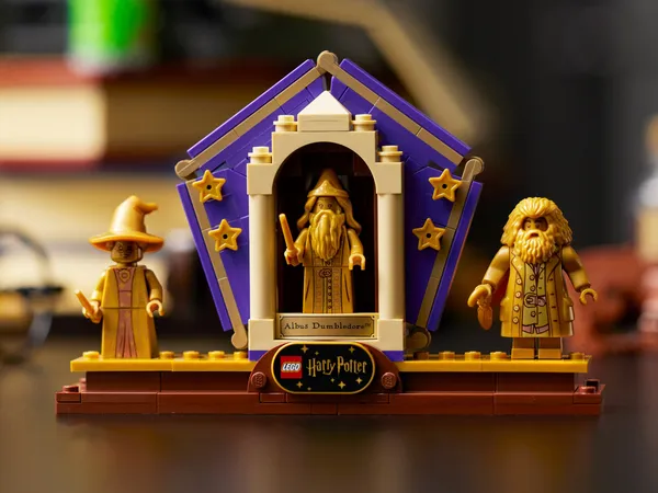 Hogwarts Icons Collectors' Edition — 15