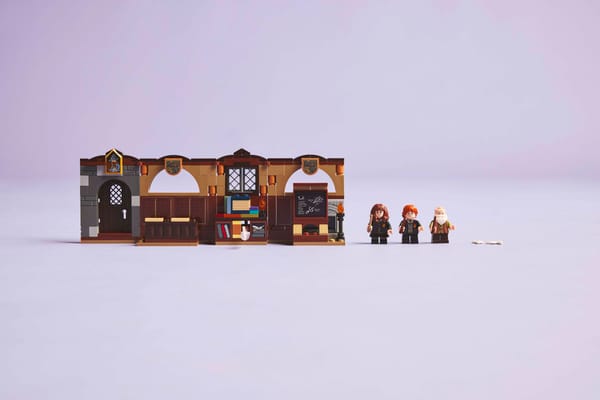 Hogwarts Castle: Charms Class — 11