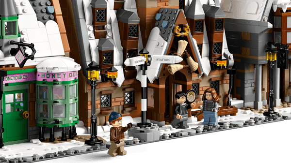 Hogsmeade Village – Collectors' Edition — 3