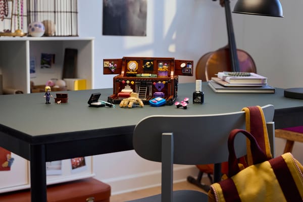 Thing's Apartment — 10