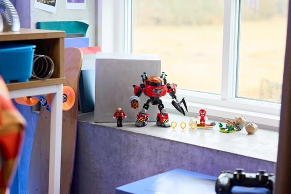 Knuckles vs. Dr. Eggman Egg Crusher Mech — 9