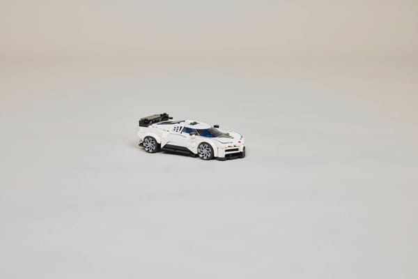 Bugatti Centodieci Hyper Sports Car — 8