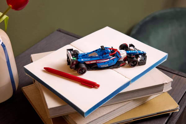 Visa Cash App RB VCARB 01 F1 Race Car — 10