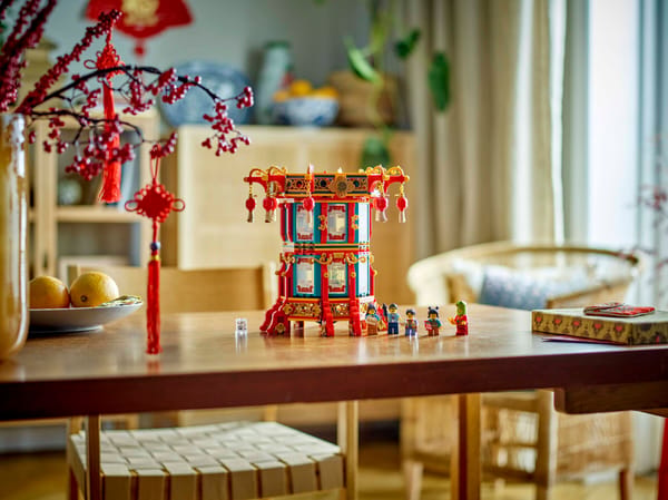 Trotting Lantern — 10